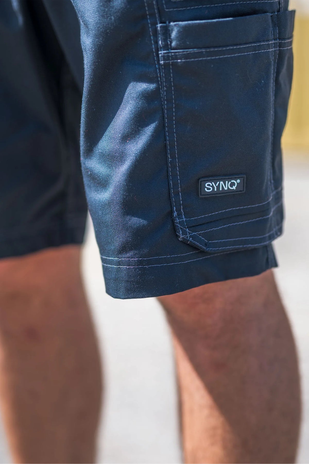 SYNQ Slamdunk in Black, lifestyle photo