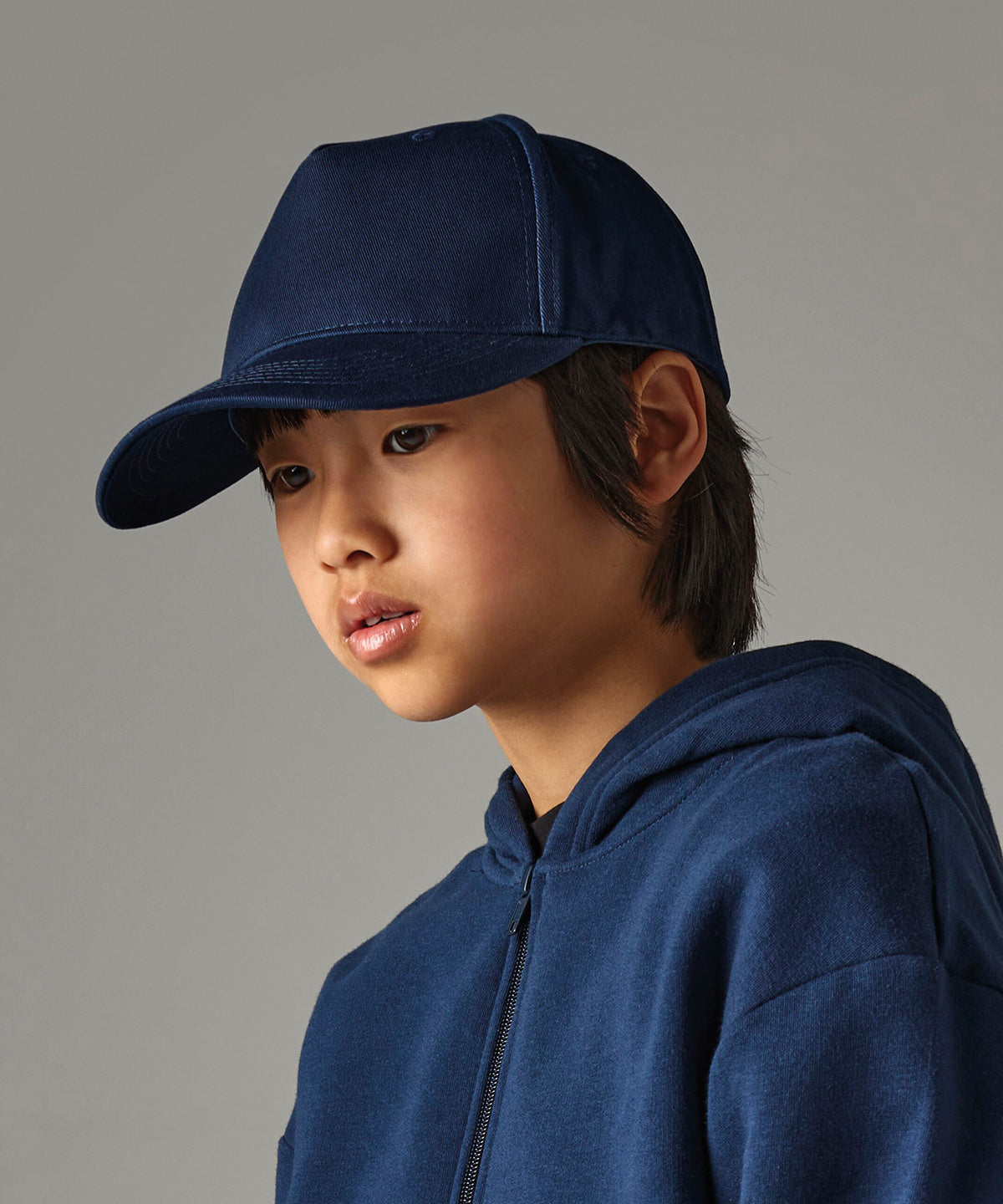 Beechfield Junior organic cotton 5-panel cap, lifestyle photo