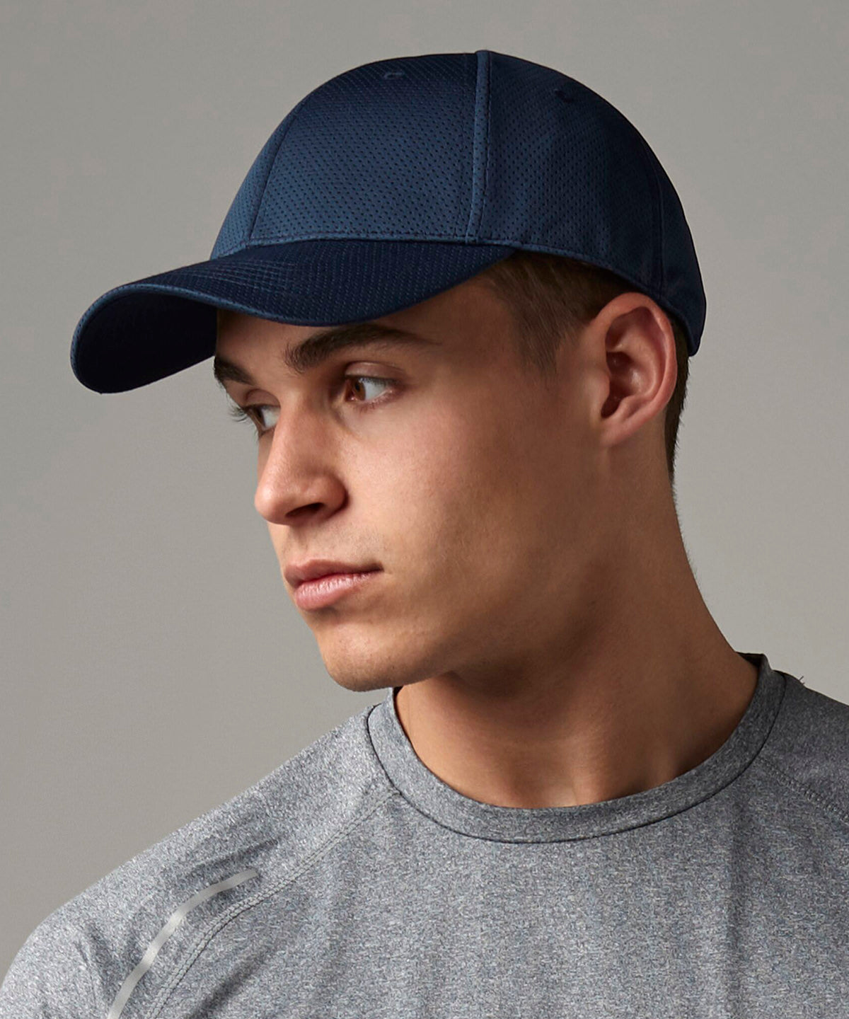 Beechfield Air mesh 6-panel cap, lifestyle photo