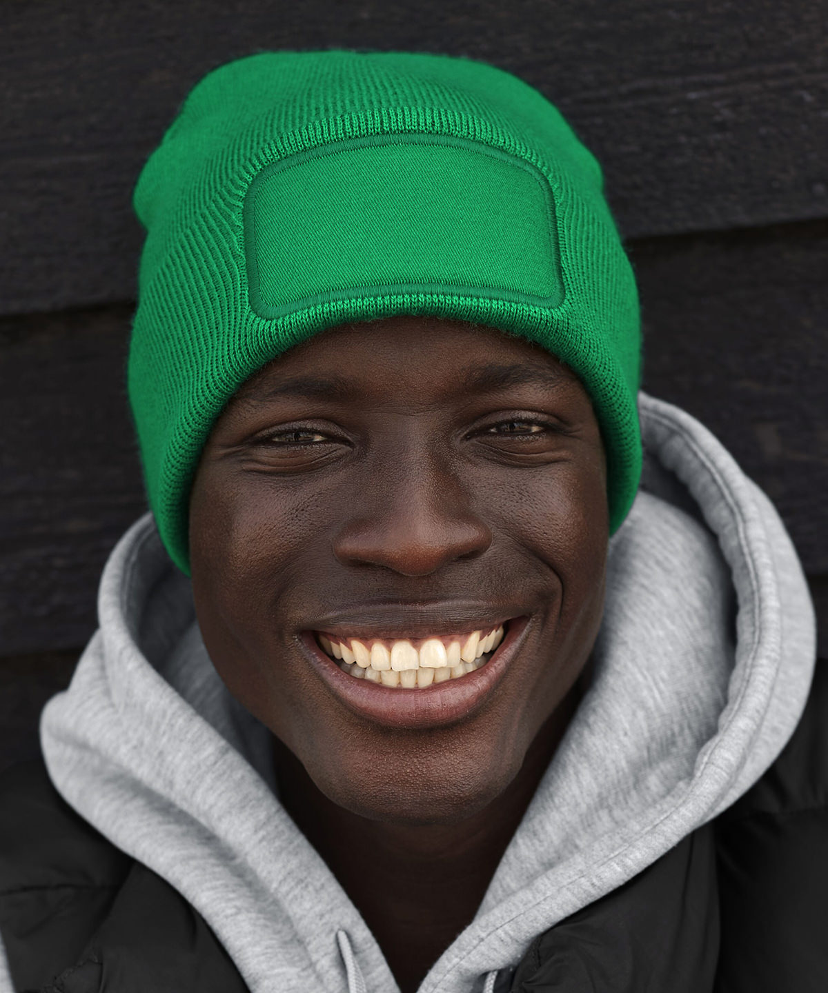 Beechfield Original patch beanie, lifestyle photo
