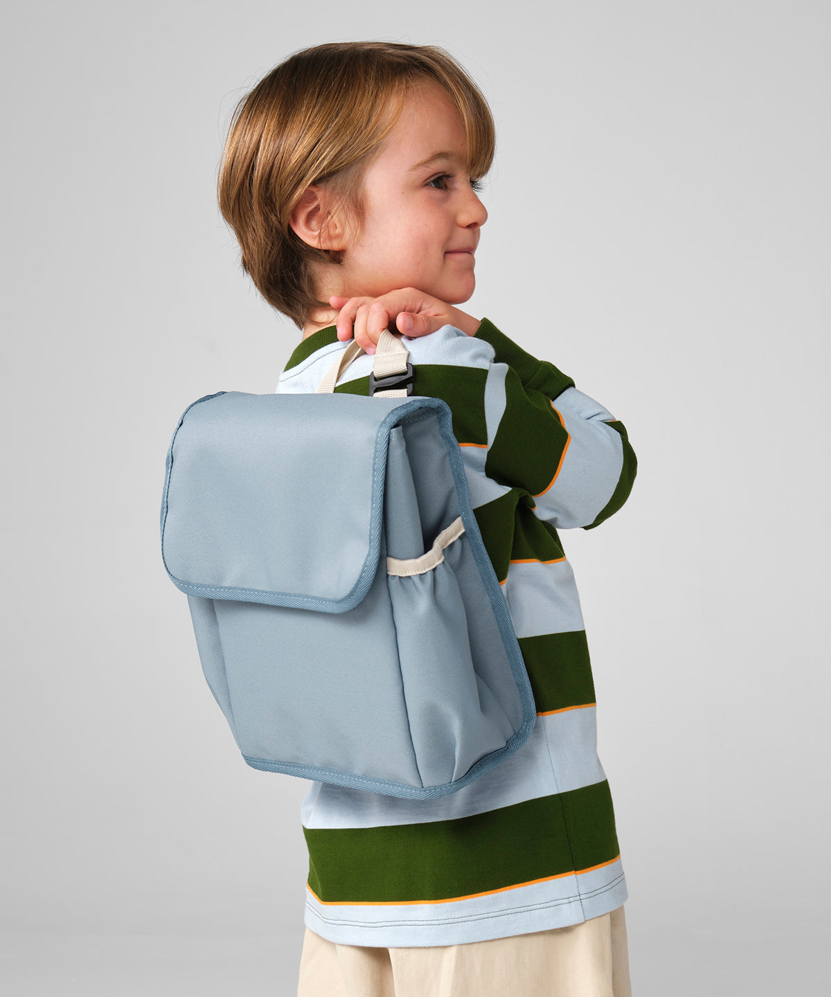 Bagbase Kids adventure cooler bag, lifestyle photo