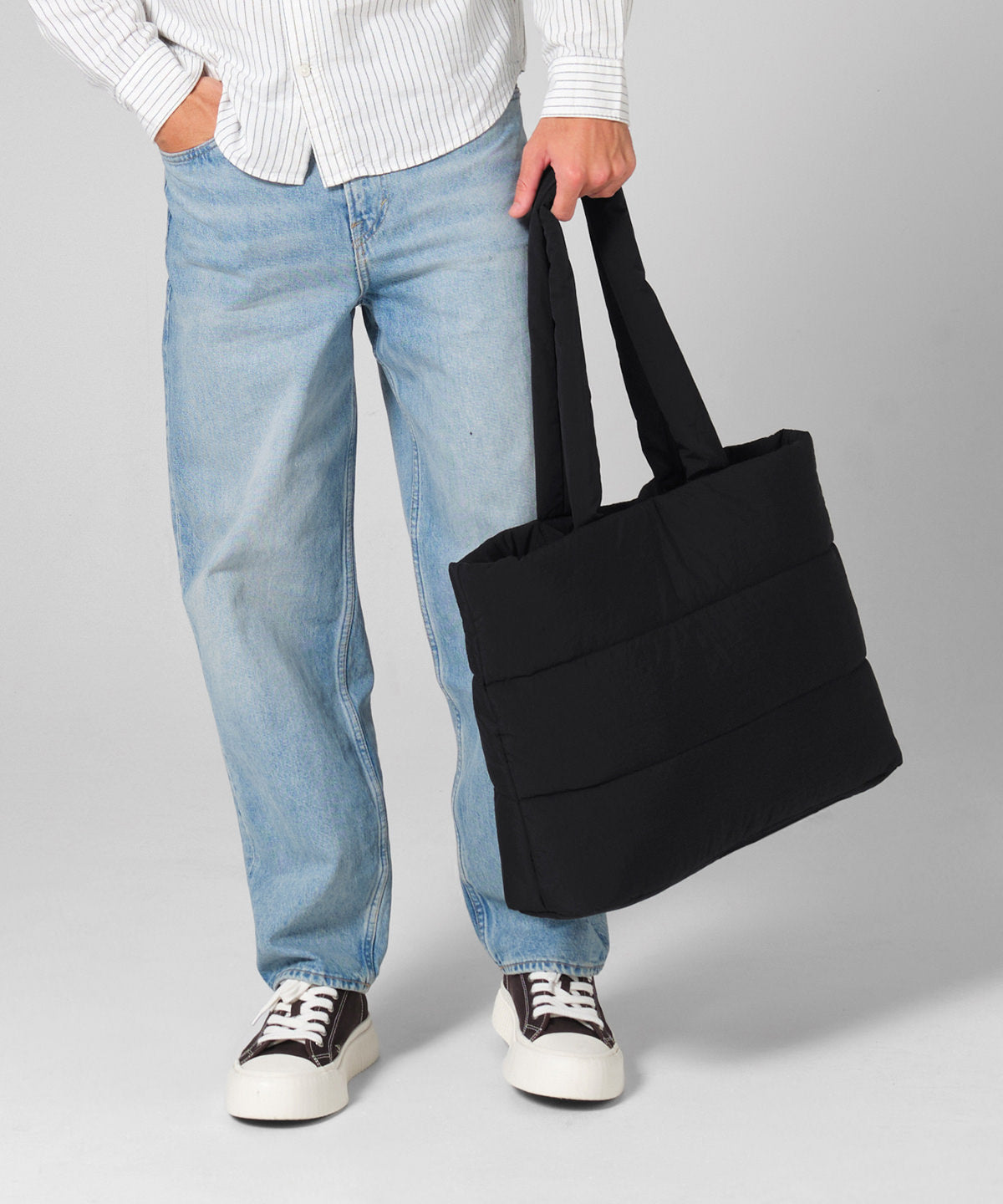 Bagbase Quilted tote bag, lifestyle photo