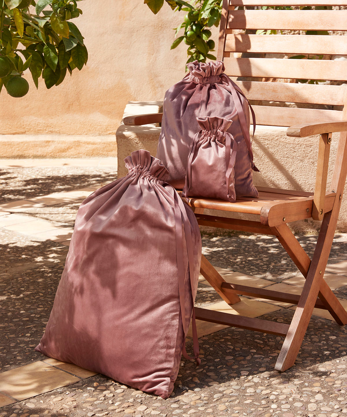 Bagbase Velvet gift bag, lifestyle photo