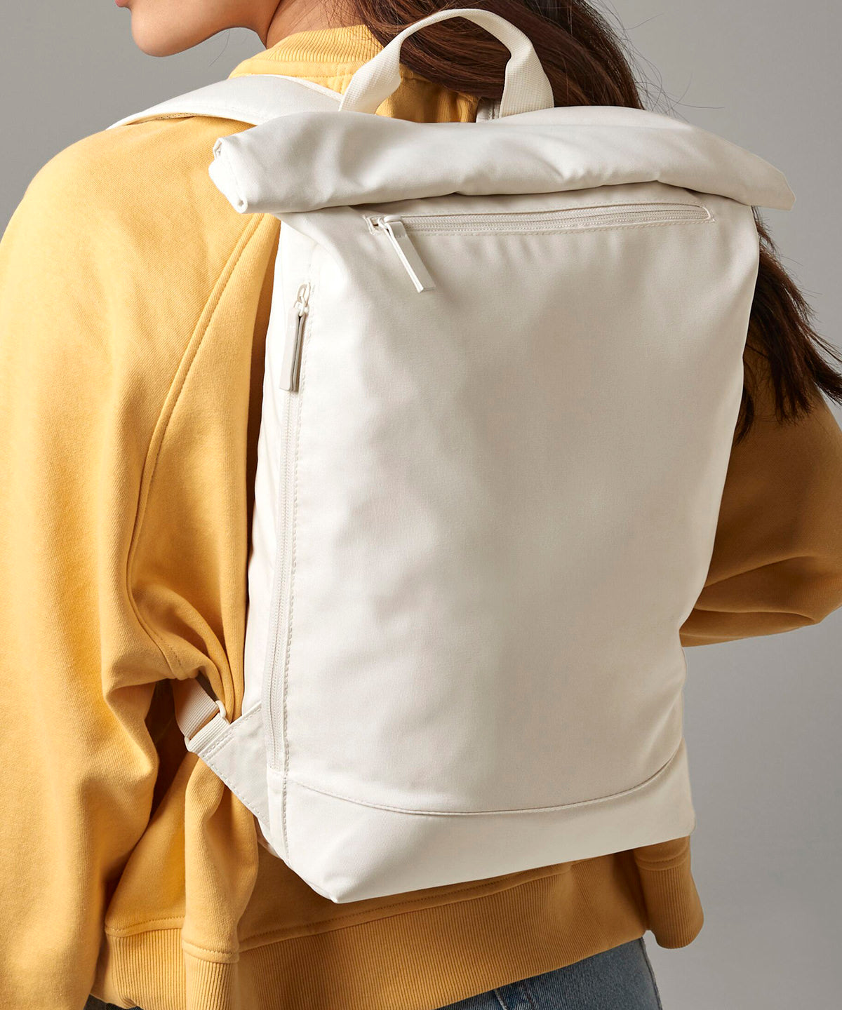Bagbase Simplicity roll-top backpack lite, lifestyle photo