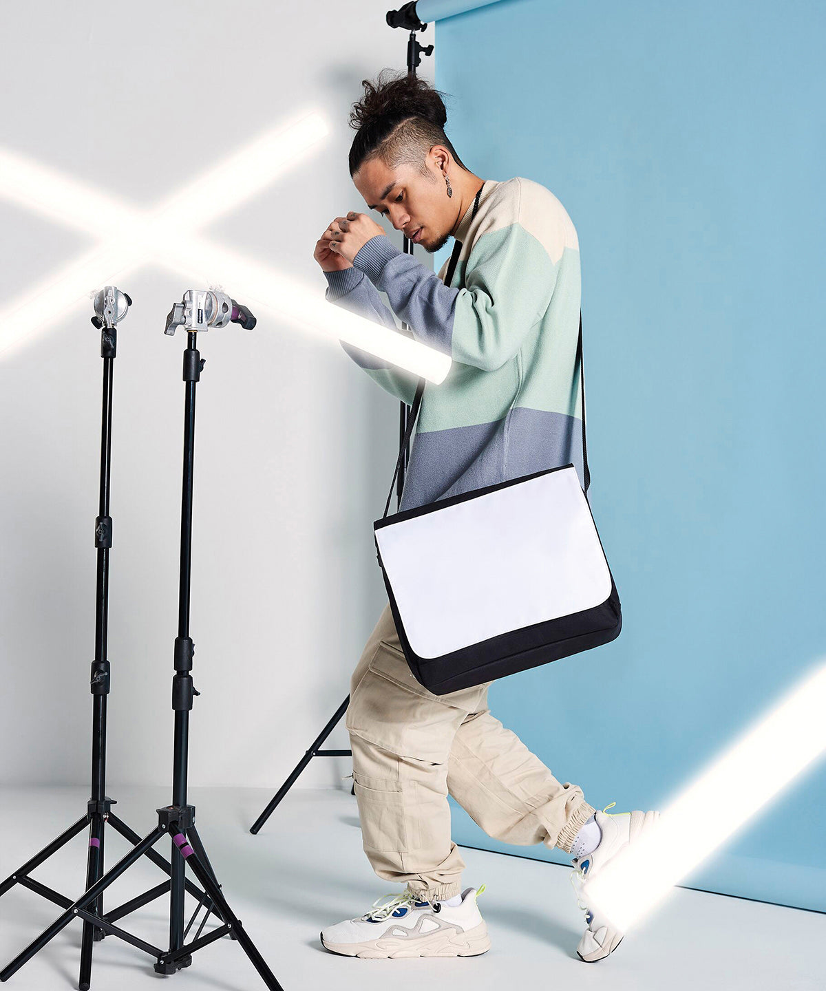 Bagbase Sublimation messenger bag in Black, lifestyle photo