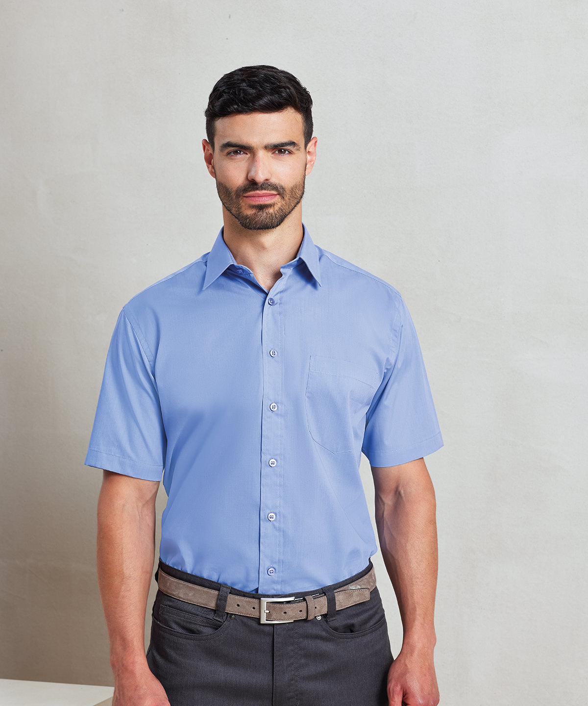 Premier Short sleeve poplin shirt, lifestyle photo