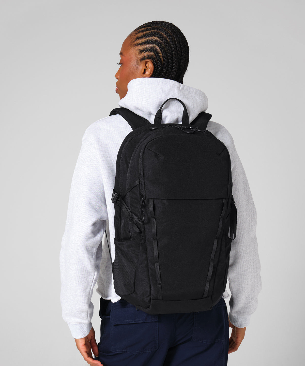 Quadra Active outdoor 25 litre daypack, lifestyle photo