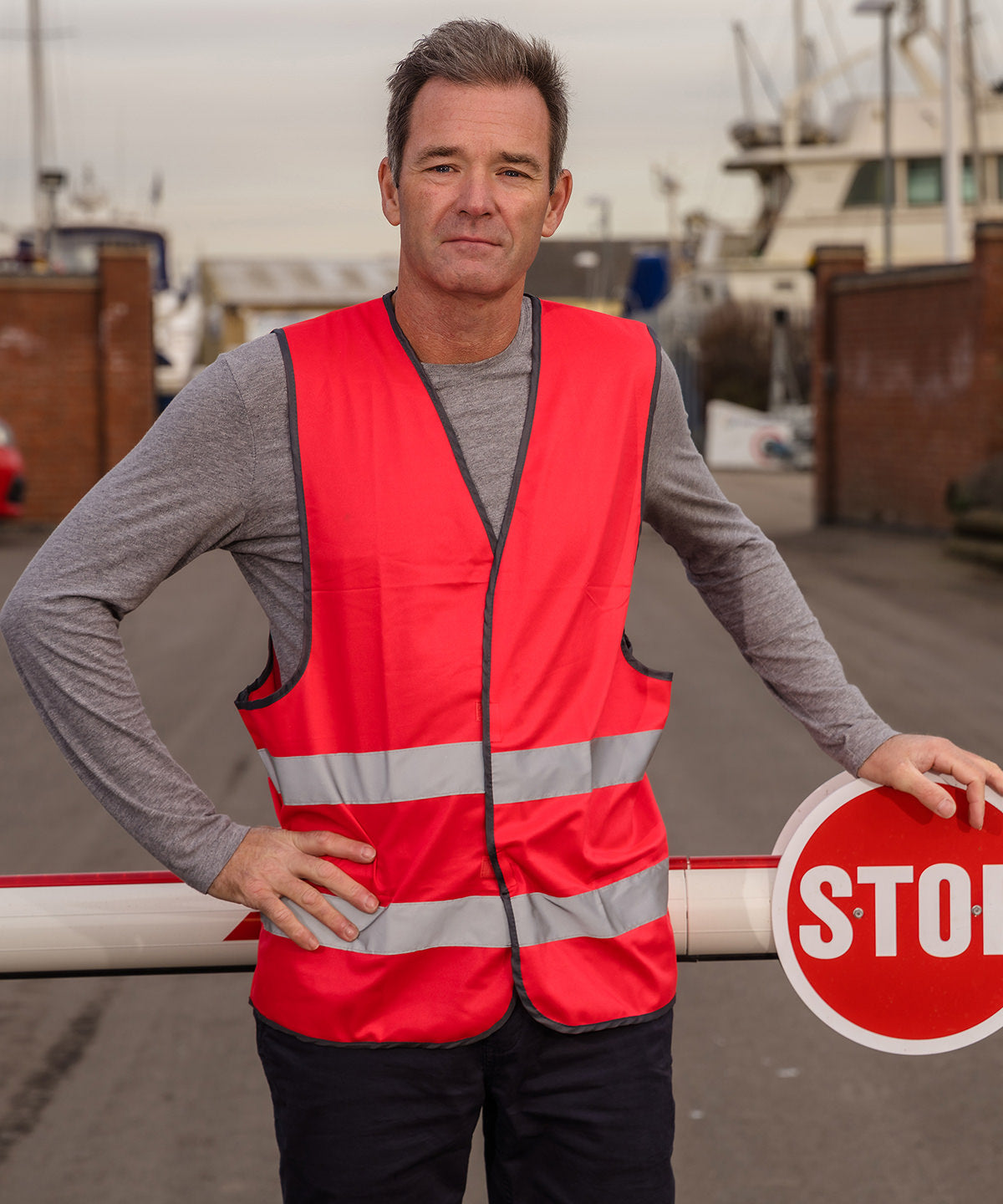 Result Core Hi-vis vest, lifestyle photo