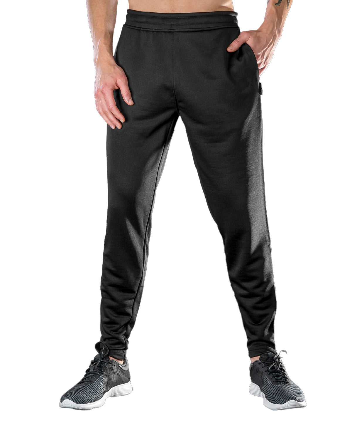 Spiro Slimfit joggers in Black, lifestyle photo