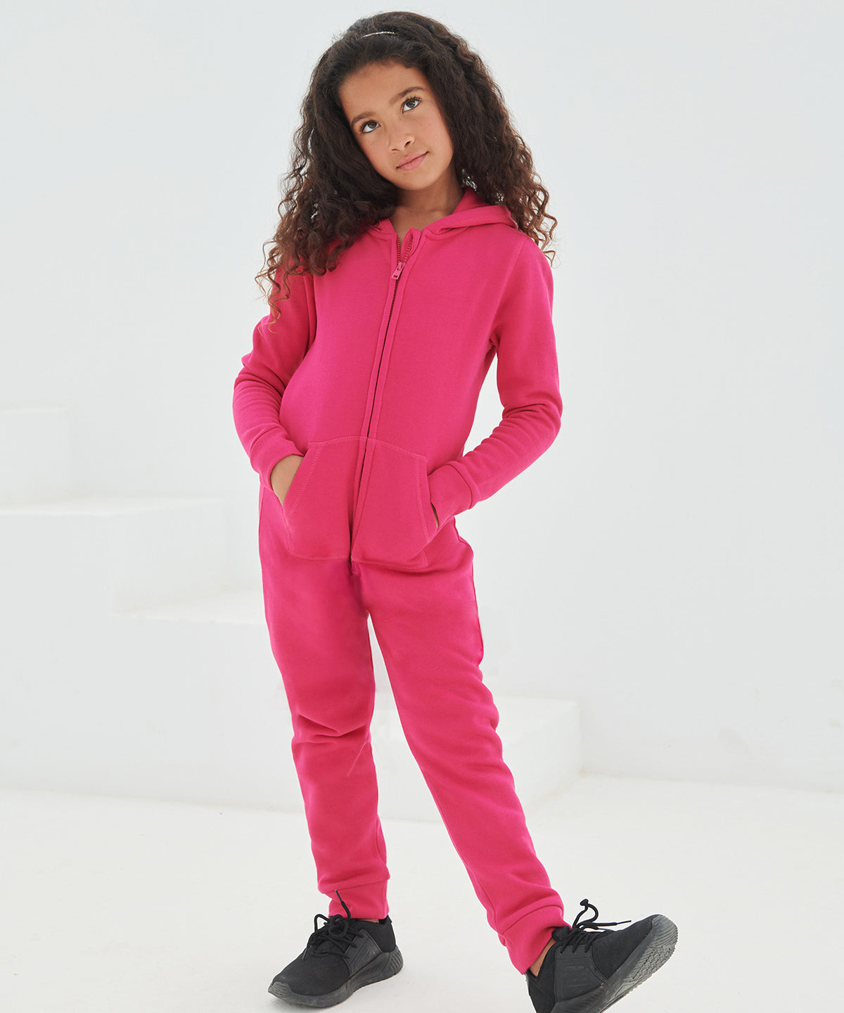 SF Kids all-in-one, lifestyle photo