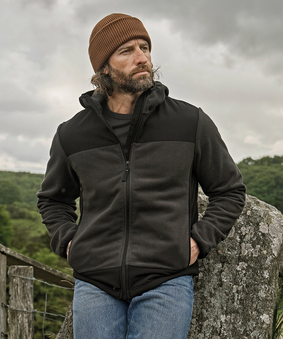 Tee Jays Mountain hooded fleece in Asphalt/Black, lifestyle photo