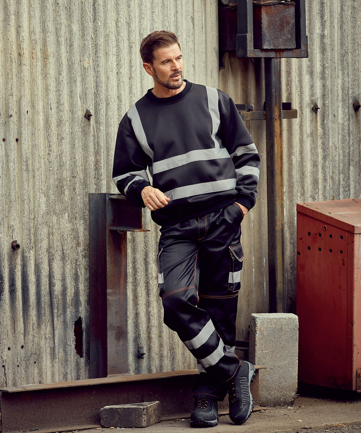 Yoko Hi-vis sweatshirt, lifestyle photo