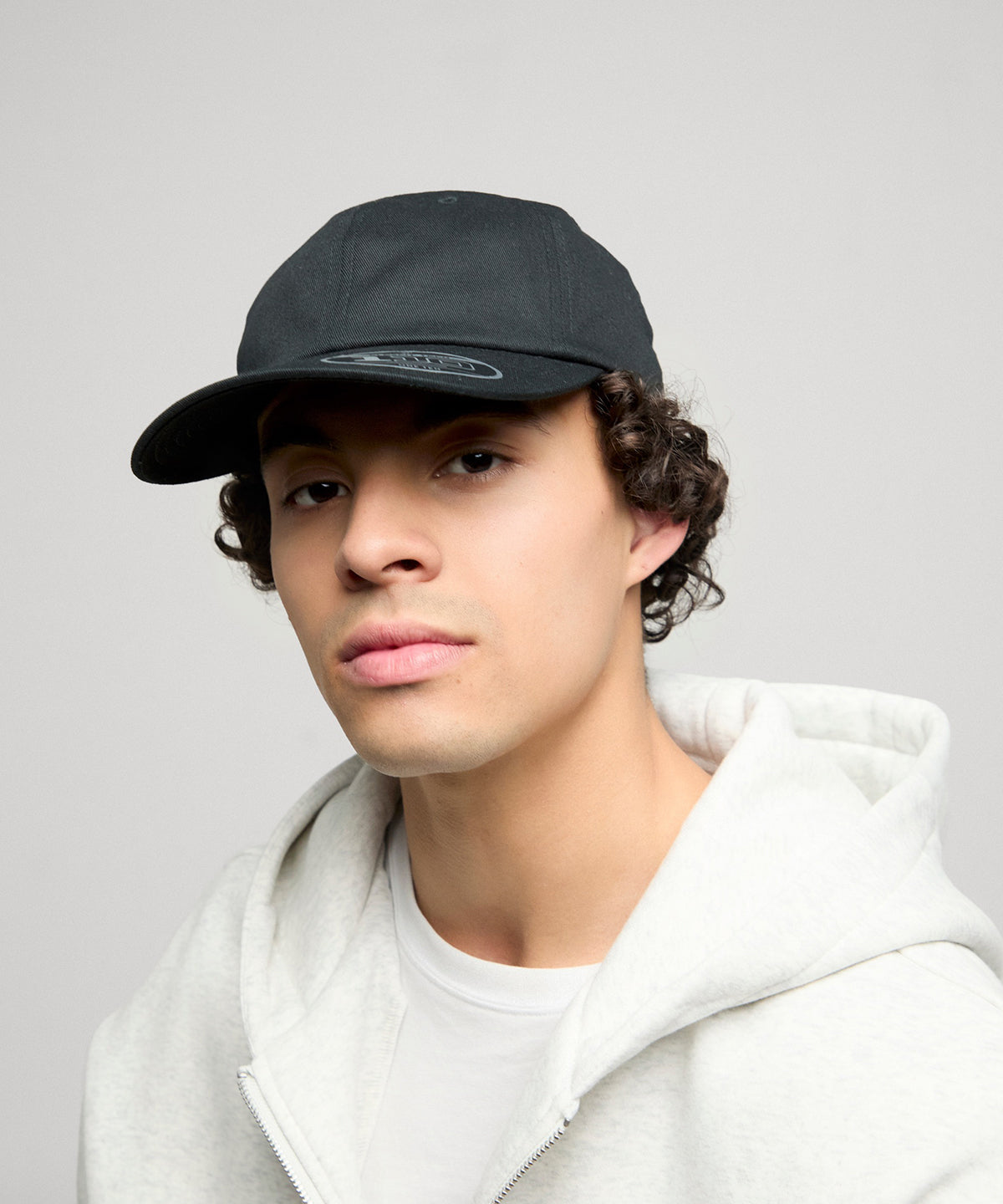 Flexfit by Yupoong 110 Dad cap, lifestyle photo