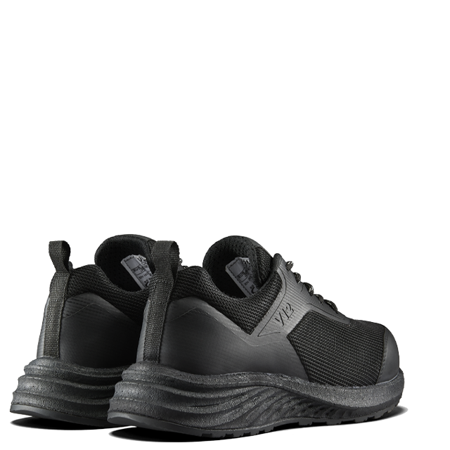 V12 Comet V2550 SR HRO FO safety boot in Black – front