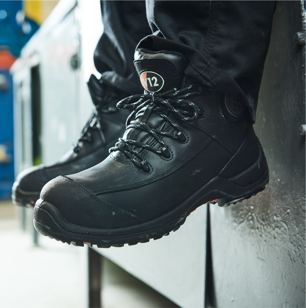 V12 Intrepid IGS V1720 S3 SRC HRO safety boot in Black – 1