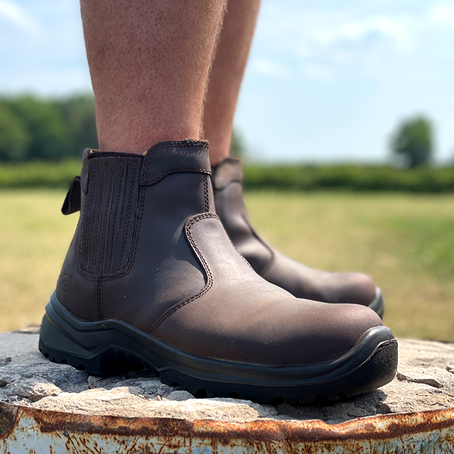V12 Stallion STS VR610.01 S1P SRC safety boot in Brown – 3